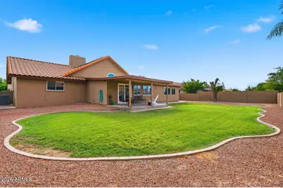 694 E Washington Avenue, Gilbert, AZ 85234 - Photo 58