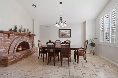 694 E Washington Avenue, Gilbert, AZ 85234 - Photo 16