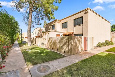 4242 N 81st Street, Scottsdale, AZ 85251 - Photo 2