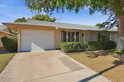 17810 N Del Webb Boulevard, Sun City, AZ 85373 - Photo 2