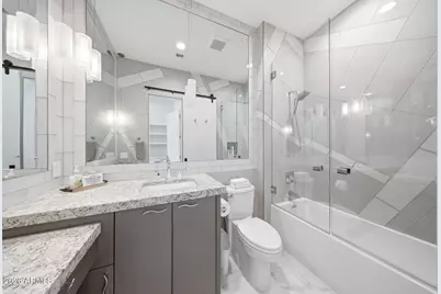 126 E Maryland Avenue, Phoenix, AZ 85012 - Photo 36