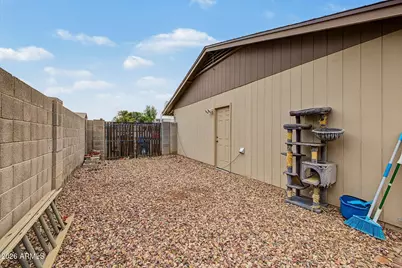 1642 W Kristal Way, Phoenix, AZ 85027 - Photo 24