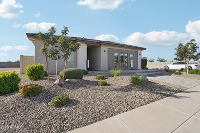 9812 S 56th Lane, Laveen, AZ 85339 - Photo 2