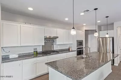 2238 W Emrie Avenue, San Tan Valley, AZ 85144 - Photo 6