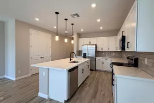 17767 W Electra Ln, Surprise, AZ 85387 - Photo 4