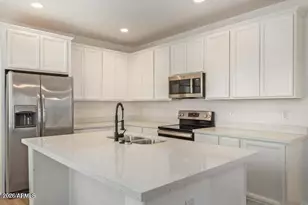 1635 E Dogwood Ln, Gilbert, AZ 85295 - Photo 1