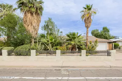 1940 E Campbell Avenue, Phoenix, AZ 85016 - Photo 2