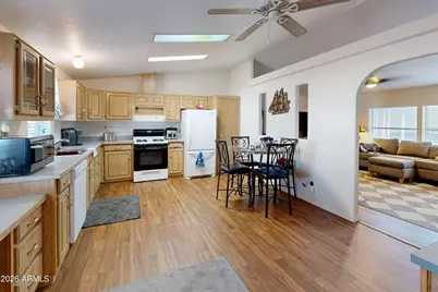7810 W Peoria Avenue #82, Peoria, AZ 85345 - Photo 12