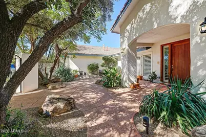 9825 N 51st Place, Paradise Valley, AZ 85253 - Photo 6
