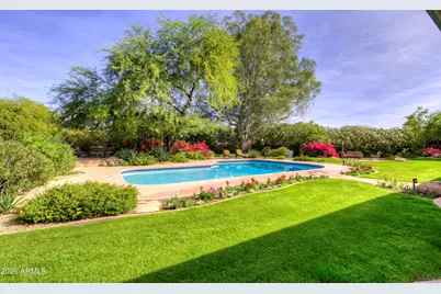 9825 N 51st Place, Paradise Valley, AZ 85253 - Photo 40
