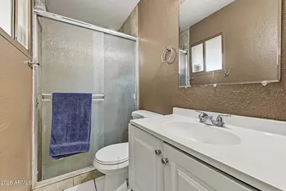 6827 W Holly Street, Phoenix, AZ 85035 - Photo 14