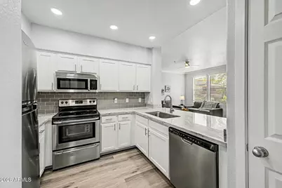 20100 N 78th Place #1007, Scottsdale, AZ 85255 - Photo 8