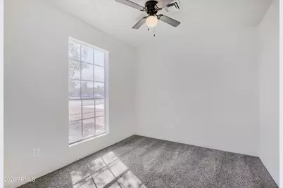 6910 W Mountain View Road, Peoria, AZ 85345 - Photo 16
