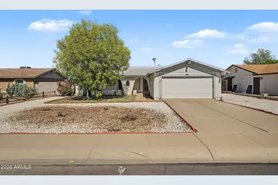 7232 W Sunnyslope Lane, Peoria, AZ 85345 - Photo 2