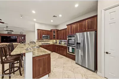 14295 W Cambridge Avenue, Goodyear, AZ 85395 - Photo 6