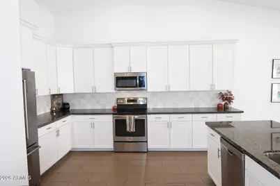 642 E Ironwood Drive, Chandler, AZ 85225 - Photo 10