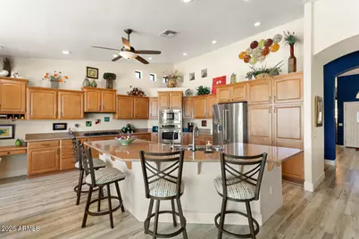 15676 W Avalon Drive W, Goodyear, AZ 85395 - Photo 12