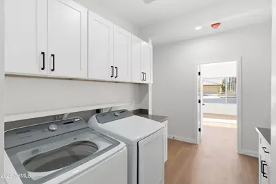 408 N Falcon Court, Gilbert, AZ 85234 - Photo 18