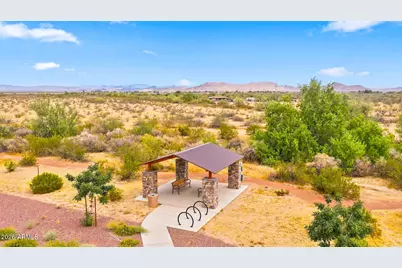 17351 W Saguaro Vista Drive, Surprise, AZ 85387 - Photo 6