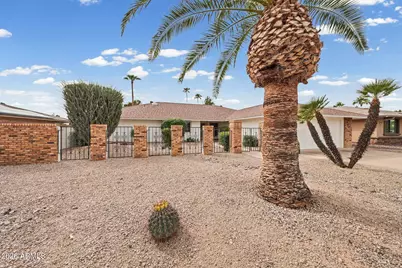 12421 W Banyan Drive, Sun City West, AZ 85375 - Photo 4