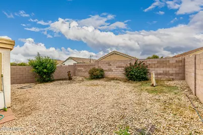 11340 W Madisen Ellise Drive, Surprise, AZ 85378 - Photo 12