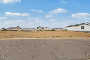 12228 W Delwood Dr, Arizona City, AZ 85123 - Photo 1