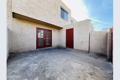 6713 W Devonshire Avenue, Phoenix, AZ 85033 - Photo 2
