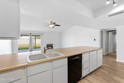 12118 S Ki Road, Phoenix, AZ 85044 - Photo 10