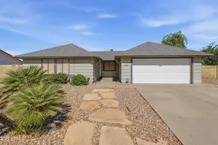 12118 S Ki Rd, Phoenix, AZ 85044 - Photo 1