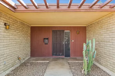 3835 N 34th Place, Phoenix, AZ 85018 - Photo 4