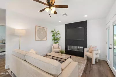 1248 E Gardenia Drive, Phoenix, AZ 85020 - Photo 8