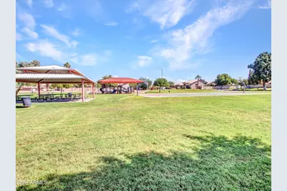 944 N Owl Circle, Gilbert, AZ 85234 - Photo 36