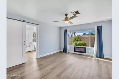 944 N Owl Circle, Gilbert, AZ 85234 - Photo 4