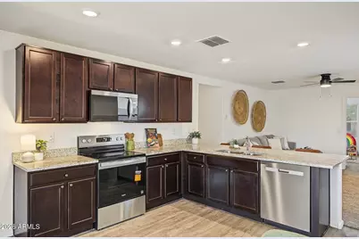 13221 E Chuparosa Lane, Florence, AZ 85132 - Photo 12