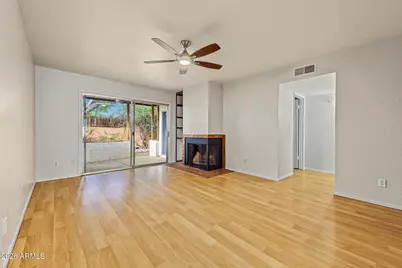 5144 E Holly Street, Phoenix, AZ 85008 - Photo 8