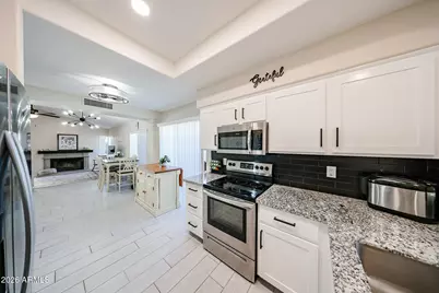 918 E Annette Drive, Phoenix, AZ 85022 - Photo 6