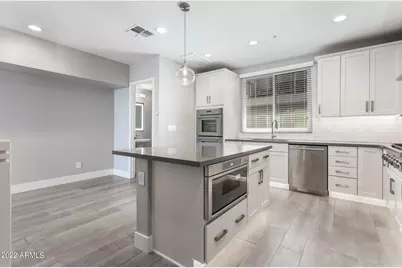 7550 E Osborn Road #Unit 1010, Scottsdale, AZ 85251 - Photo 8