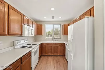 14523 N 87th Avenue, Peoria, AZ 85381 - Photo 12