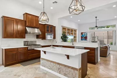 2564 W Princeville Drive, Anthem, AZ 85086 - Photo 18