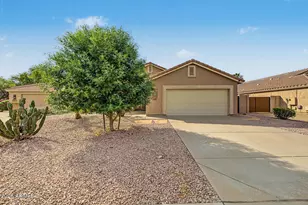 360 S Elm Ct, Gilbert, AZ 85296 - Photo 1