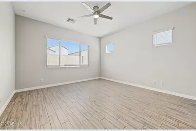 19004 W Cortez Street, Surprise, AZ 85388 - Photo 10