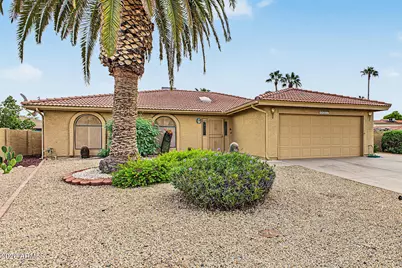 26017 S Greencastle Drive #16, Sun Lakes, AZ 85248 - Photo 2