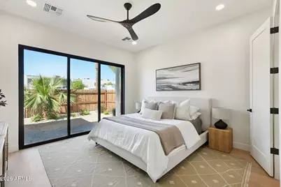 3816 E Whitton Avenue, Phoenix, AZ 85018 - Photo 12