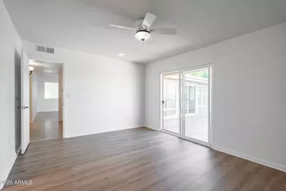 10740 W Tropicana Circle, Sun City, AZ 85351 - Photo 18