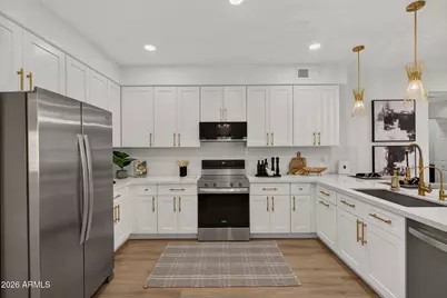 8653 E Royal Palm Road #1019, Scottsdale, AZ 85258 - Photo 2