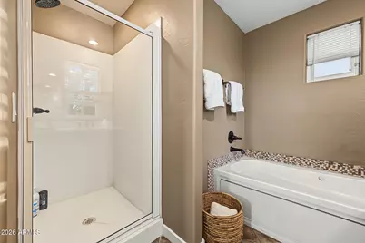 2933 N 48th Street, Phoenix, AZ 85018 - Photo 16