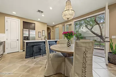 2933 N 48th Street, Phoenix, AZ 85018 - Photo 8