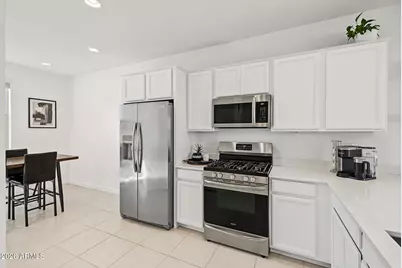 24684 N 170th Drive, Surprise, AZ 85387 - Photo 8