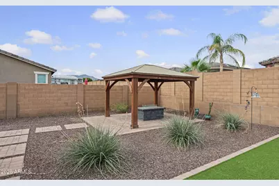 19000 W Mercer Lane, Surprise, AZ 85388 - Photo 40