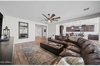 19000 W Mercer Lane, Surprise, AZ 85388 - Photo 16